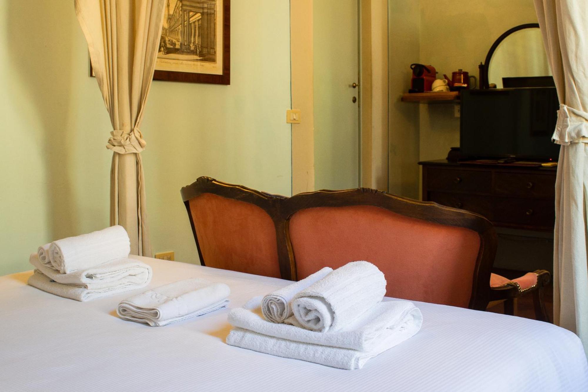 Antica Dimora Firenze Bed & Breakfast Exterior foto